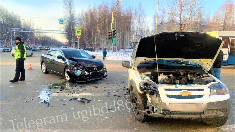 В Нижневартовске в ДТП пострадала трёхлетняя девочка