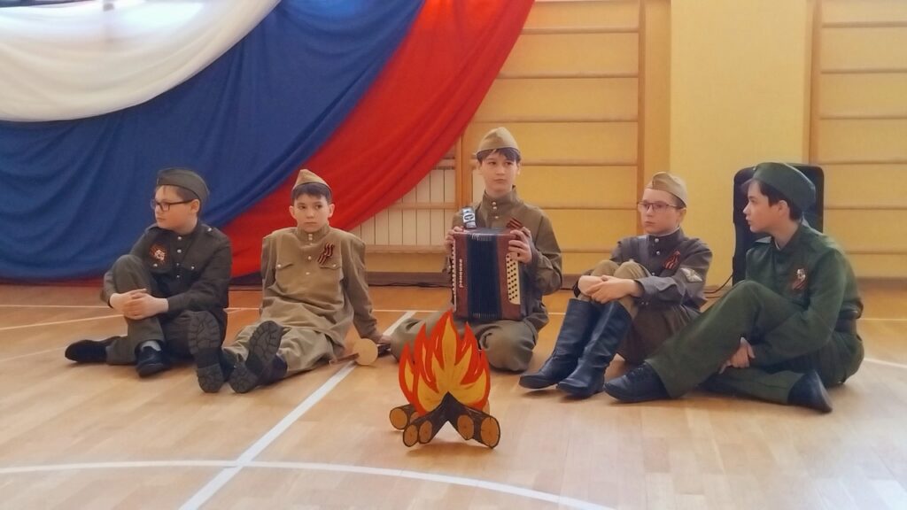 Фестиваль «Победа — одна на всех»: юные патриоты Гимназии Югорска показали строевую выправку!