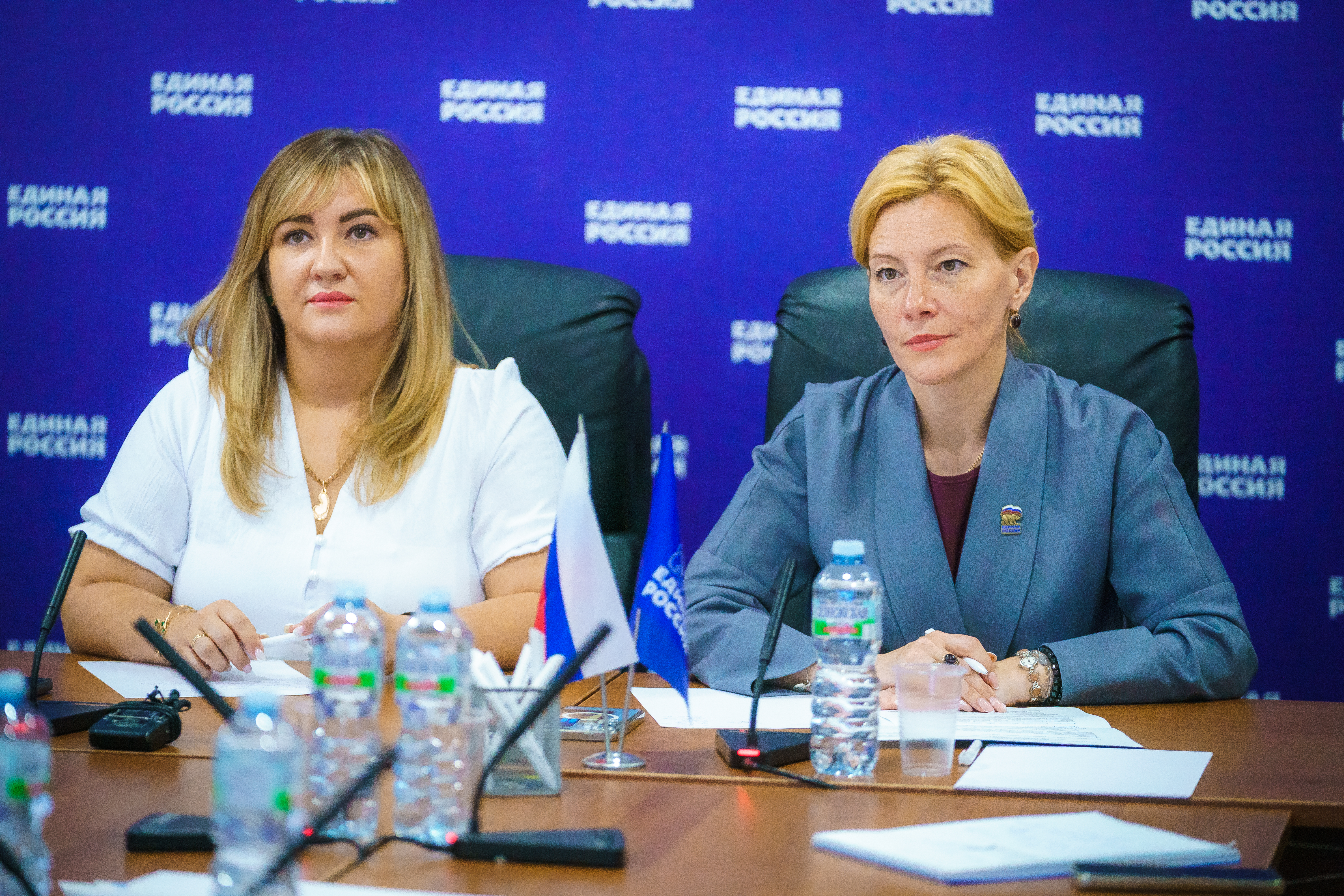 «Единая Россия» запускает школу поддержки для жён и матерей участников СВО