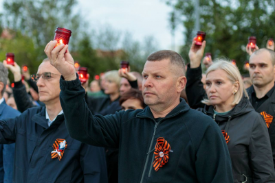 Огни памяти не гаснут: как Югорск почтил героев войны