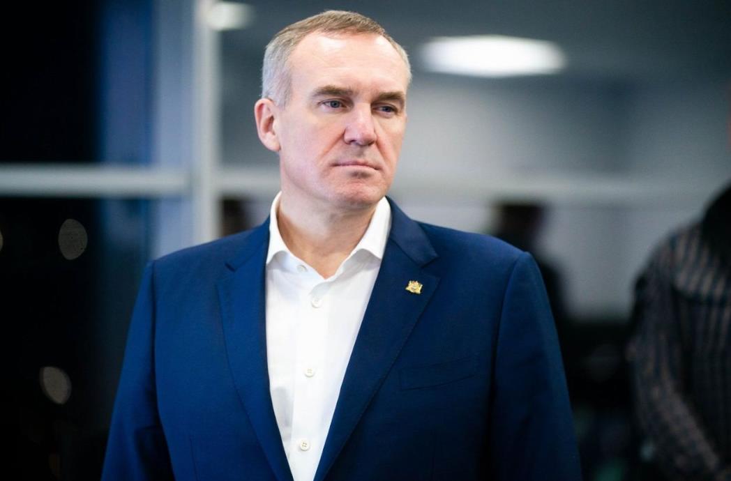 Руслан Кухарук рассказал, как регион добился 80-процентного трудоустройства ветеранов боевых действий