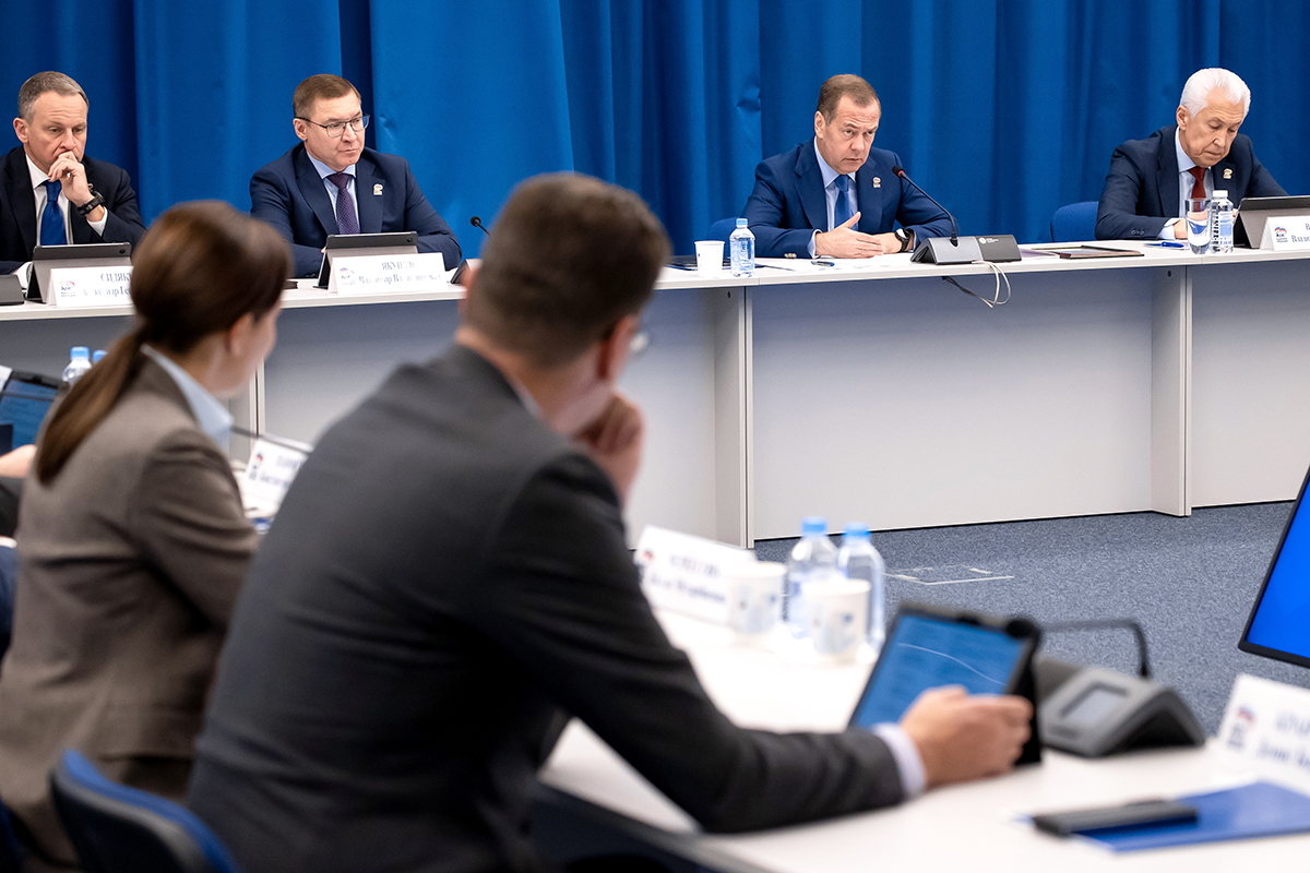«Единая Россия» обеспечит финансирование народной программы в проекте бюджета
