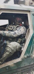 Проект «Герои Югры» помог Дмитрию Аллянову сменить военные навыки на самую мирную профессию строителя