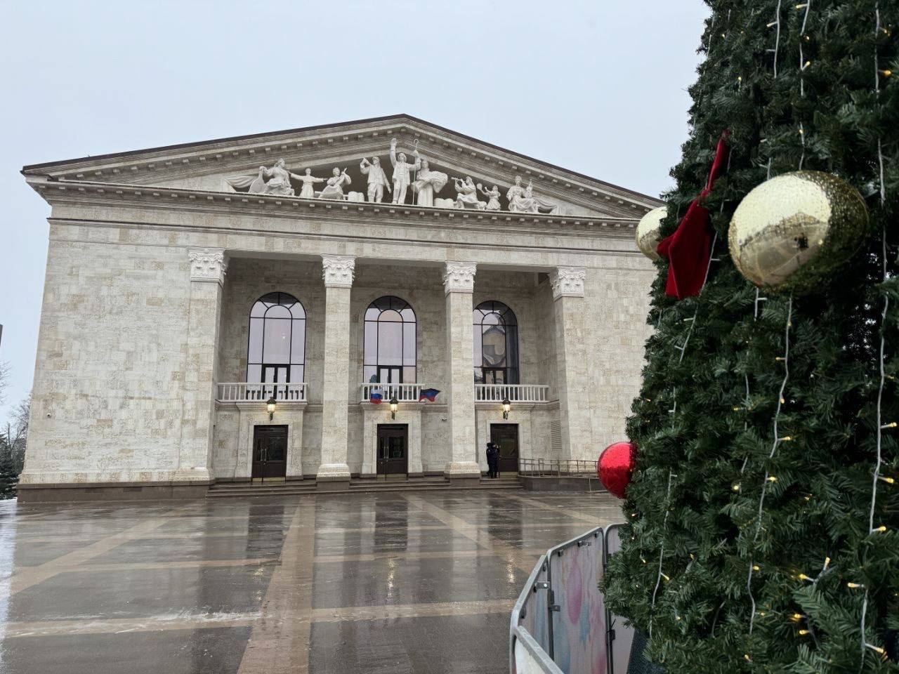 Мариупольский драмтеатр: возвращение к жизни