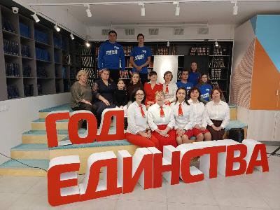 В Югорске состоялся международный телемост дружбы «Из нас слагается народ»