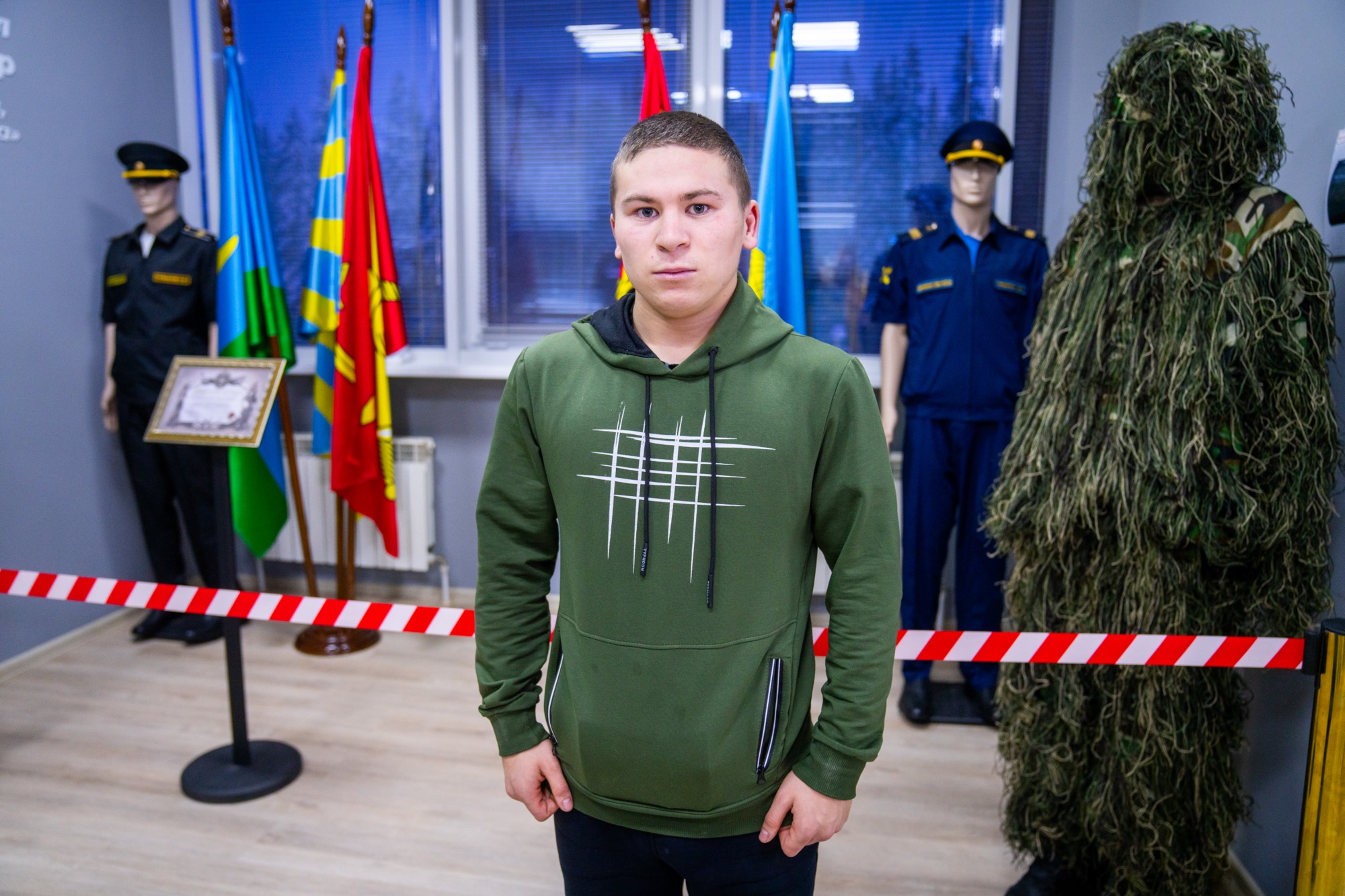 Рекордные выплаты и помощь на службе Почему будущие участники СВО выбирают Югру для заключения контракта