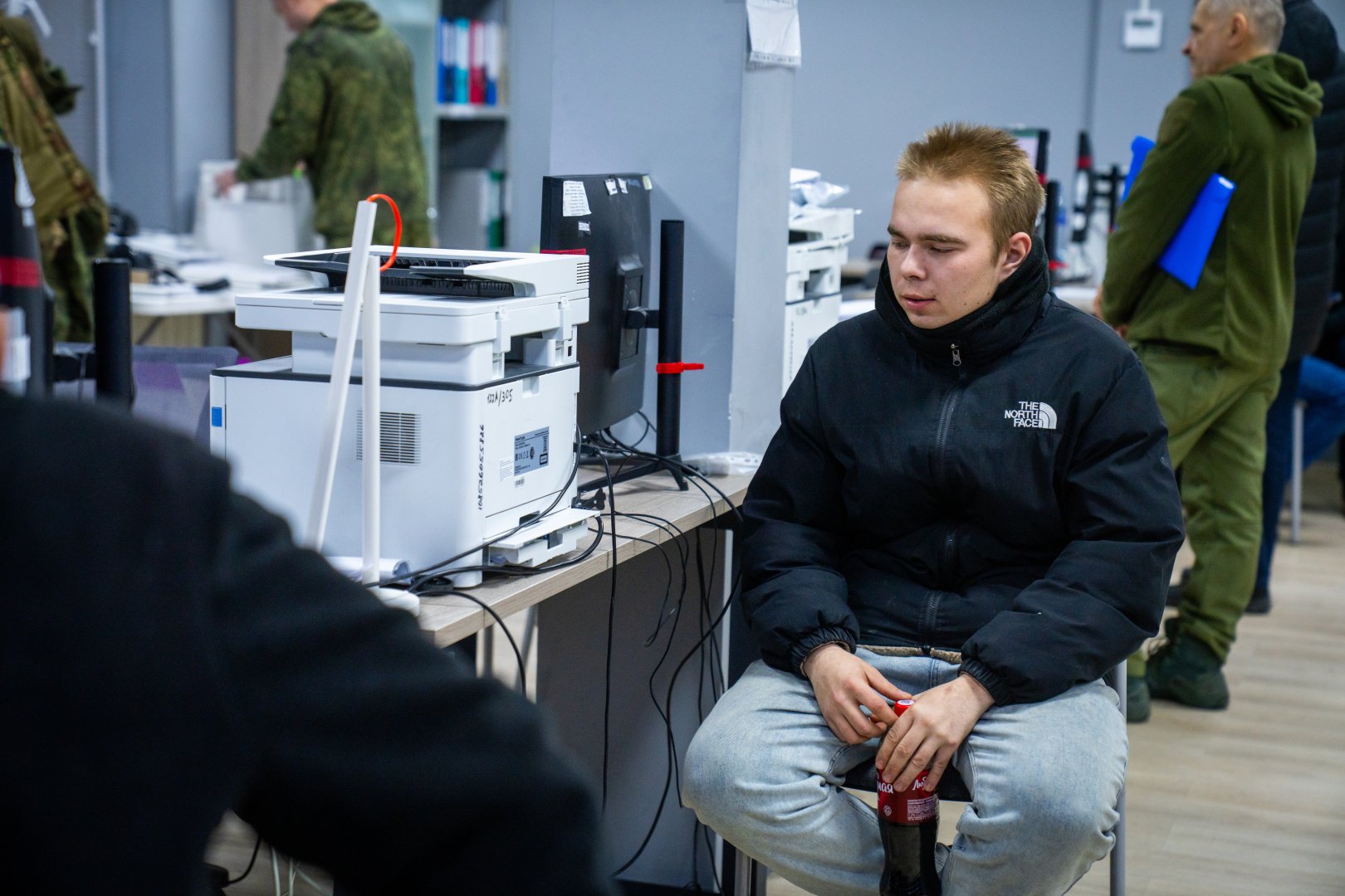 Жители Хакасии и Карелии выбирают Югру для службы по контракту