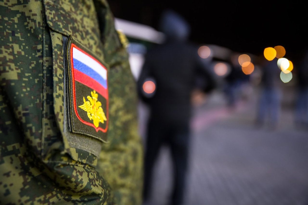 В России установили выплаты заключившим контракт с МО РФ лицам без гражданства