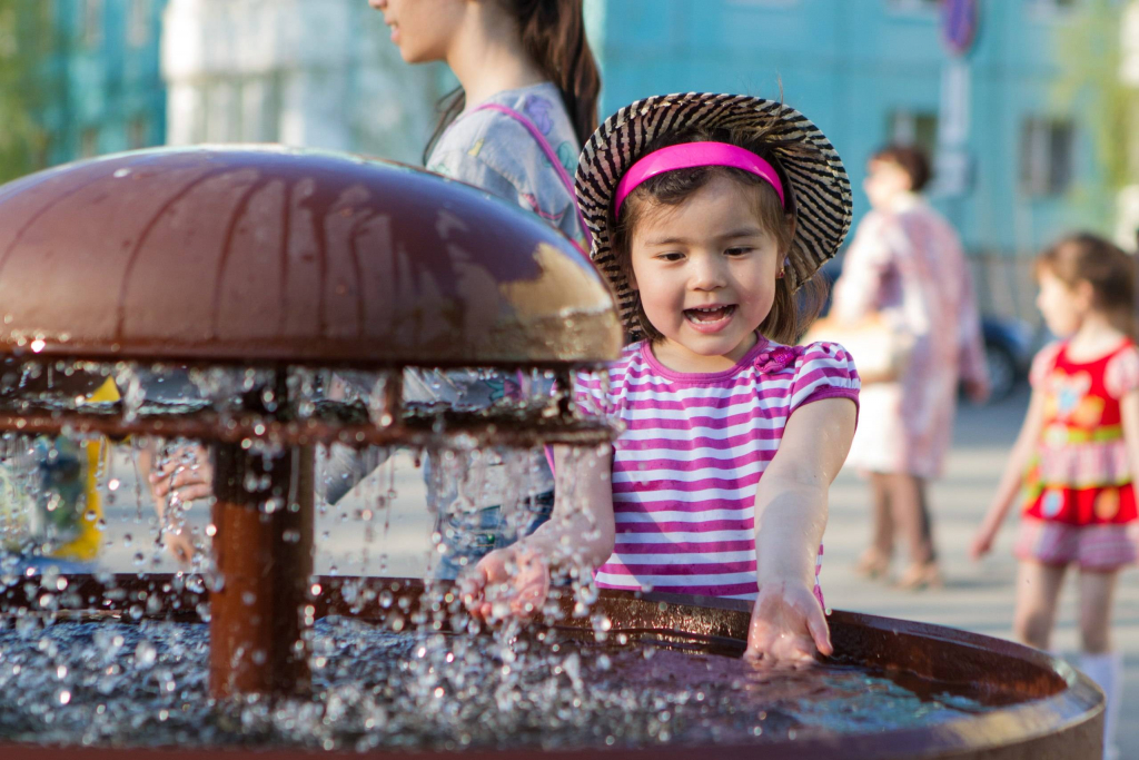 Более 4000 детей участников СВО из Югры смогут отдохнуть за пределами региона этим летом