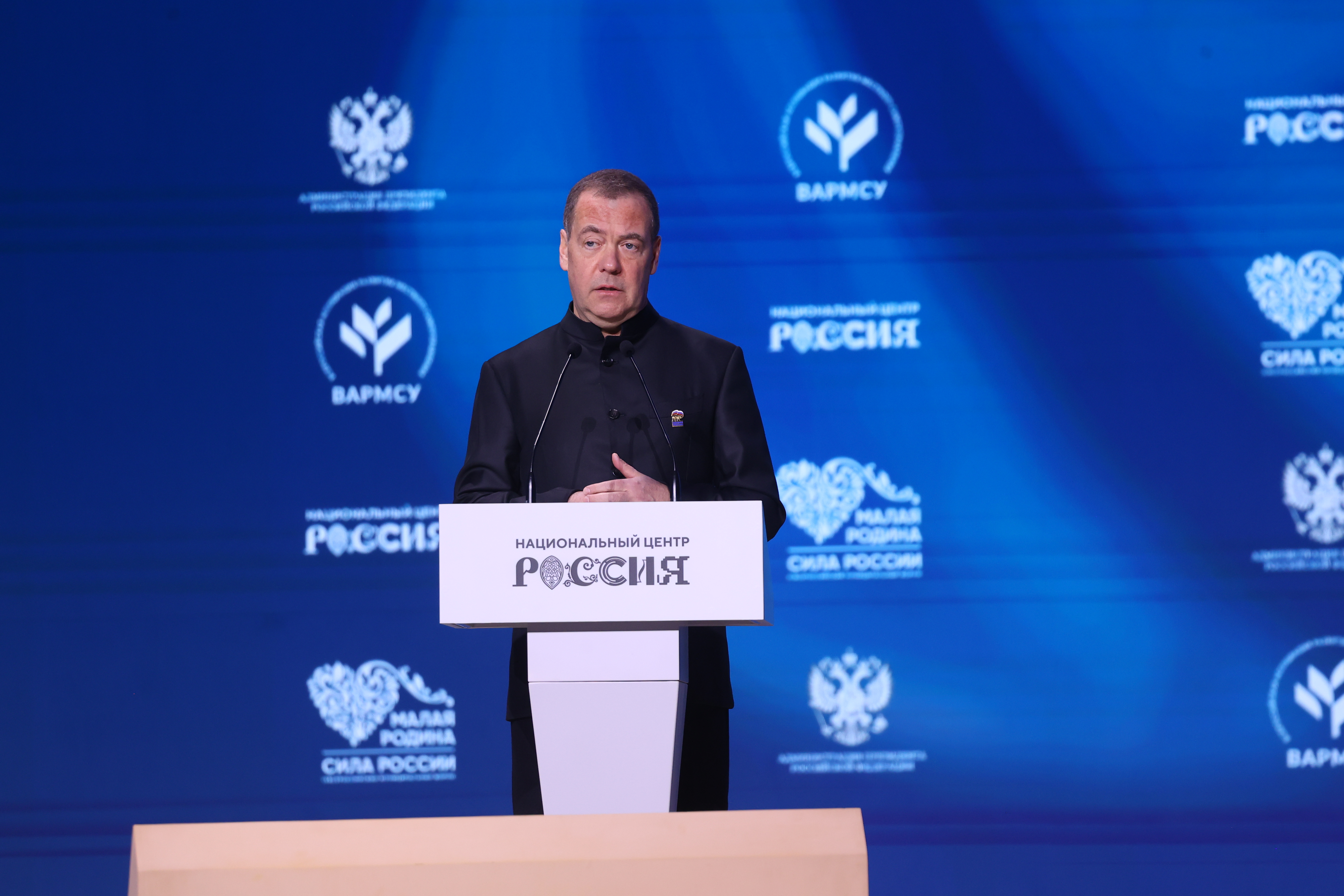 «Единая Россия» включит в новую народную программу предложения муниципалитетов