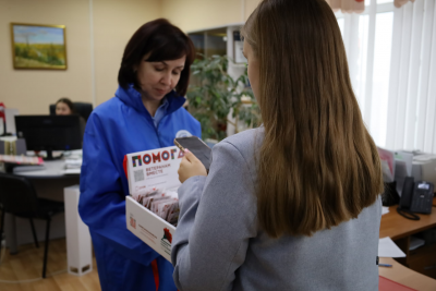 Югорчане присоединились к Всероссийской акции «Красная гвоздика»