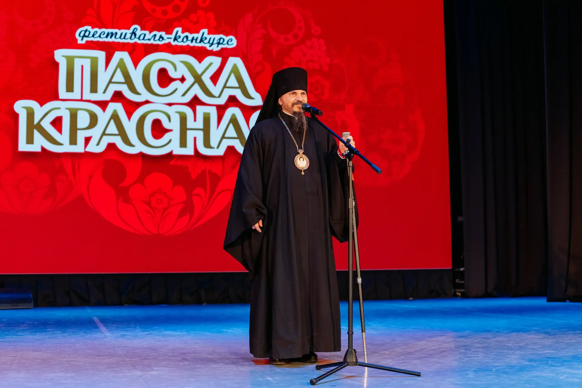 В Югорске состоялся межмуниципальный фестиваль-конкурс православной культуры и художественного творчества «Пacxa Красная