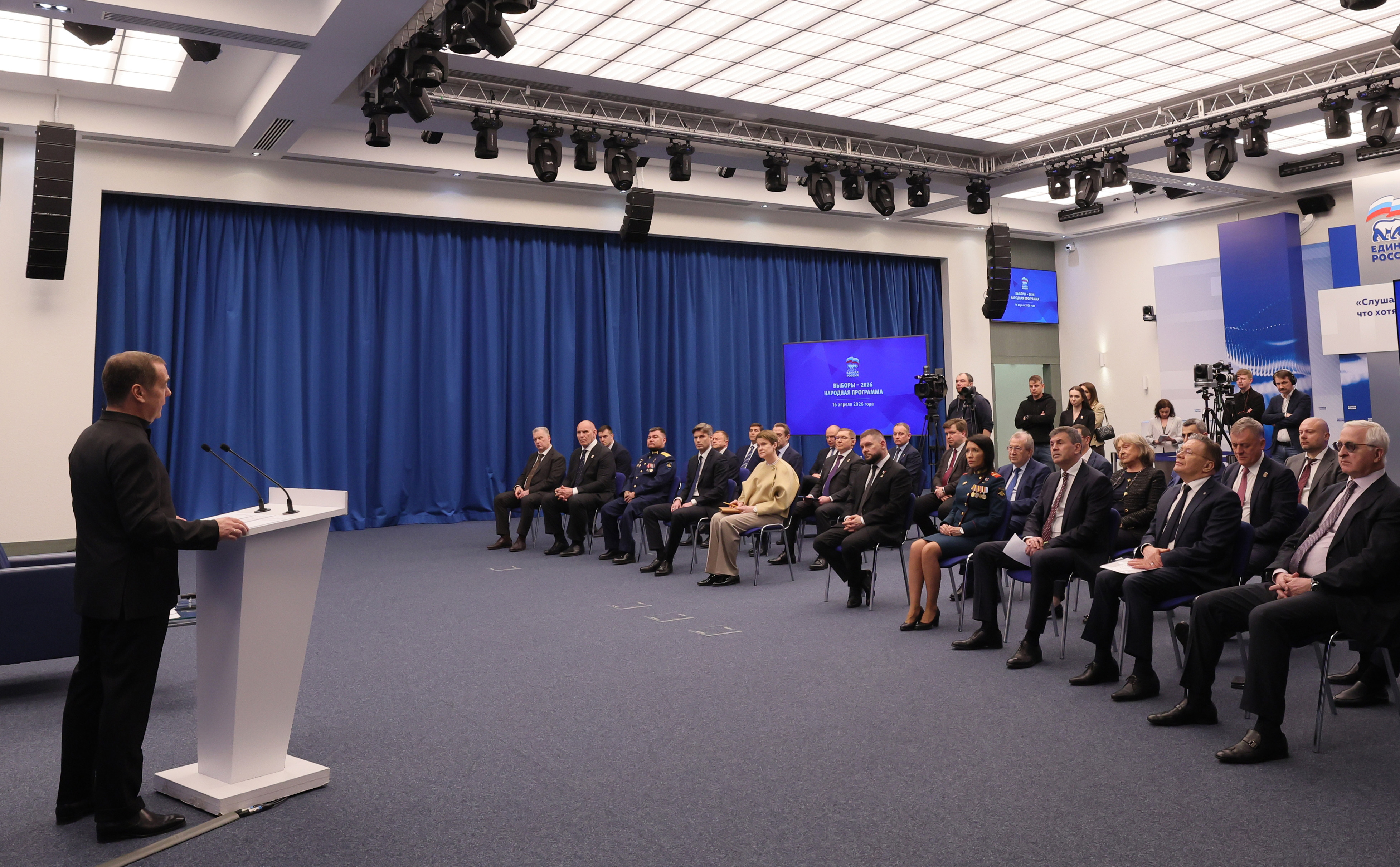 В народную программу «Единой России» поступило более 240 тысяч предложений со всей страны