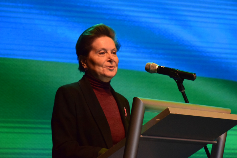 Губернатор Югры Наталья Комарова поздравила югорчан с юбилеем города