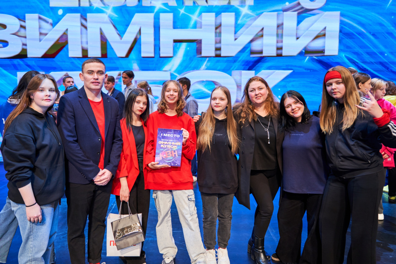 Команда «Красные лоси» из Югорска заняла 1 место в Зимнем кубке Школы КВН
