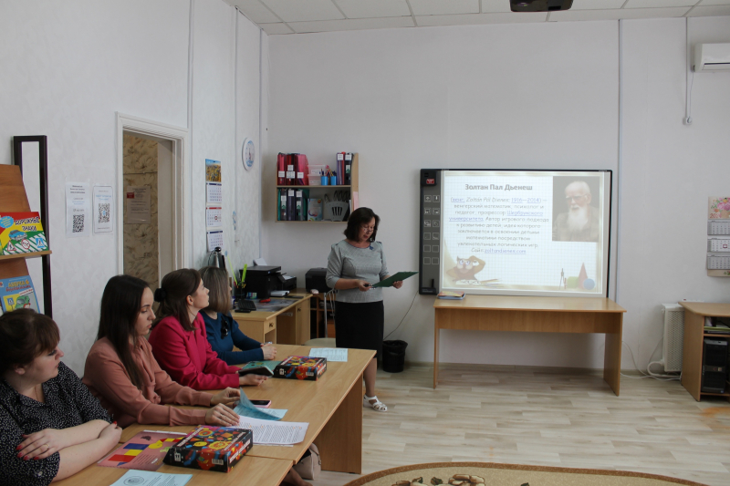 В Югорске обсудили формирование  функциональной грамотности дошкольников