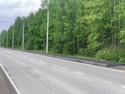 В Югорске продолжают благоустройство тротуаров