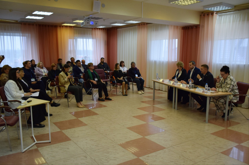 В Югорске прошел первый презентационный тур делегации госучреждений культуры Югры 