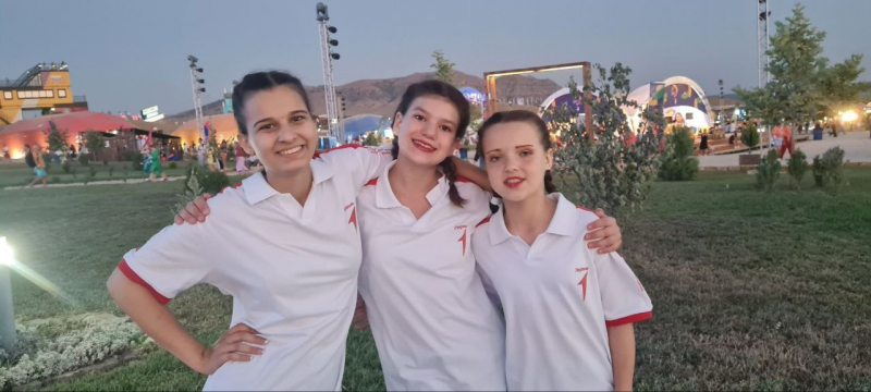 Воспитанницы ансамбля «Младушка» приняли участие на фестивале молодого искусства Таврида.Арт